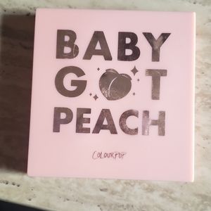 Colourpop Baby got Peach palette
